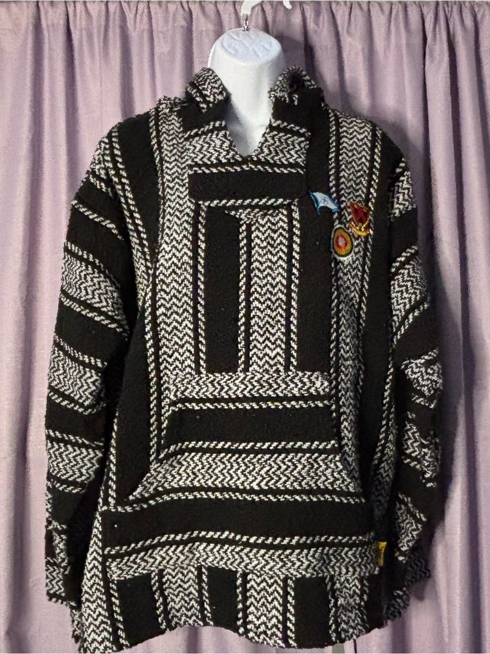 Men's Black & White V-Neck Baja Sweater Hoodie